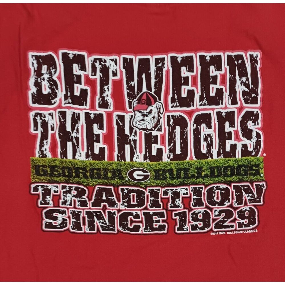 Georgia Bulldogs Shirt Mens M Red Between The Hedges UGA‎ Gildan